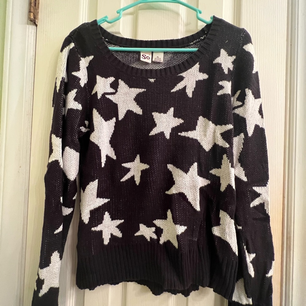 black and white star sweater